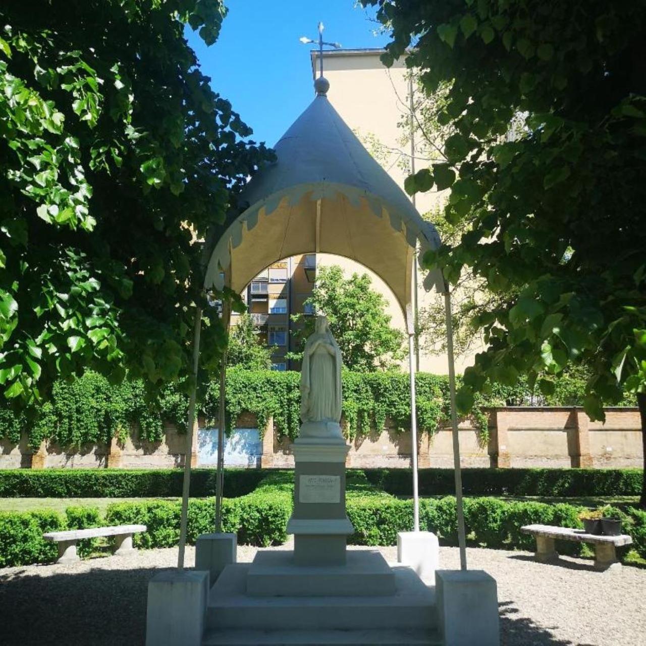 The Convent Apartments Болонья Екстер'єр фото